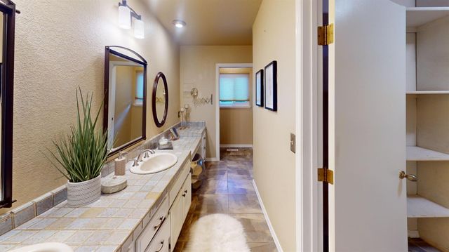 3379 Cambridge Rd, Cameron Park, CA 95682