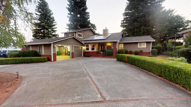 3379 Cambridge Rd, Cameron Park, CA 95682