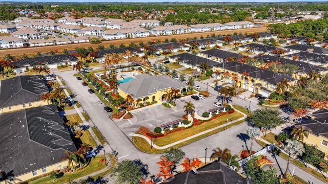 6556 NW Oaklawn Way, Port St. Lucie, Port St Lucie, FL 34983