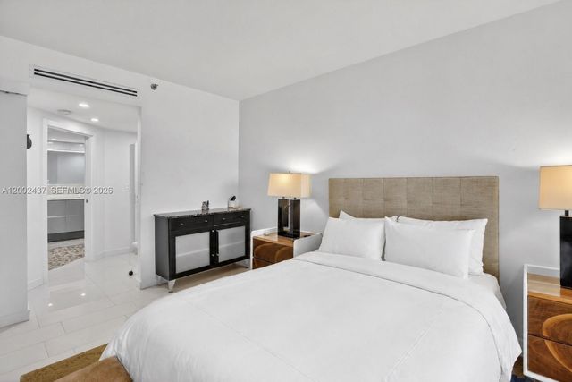 3000 Island Blvd 2404, Aventura, FL 33160