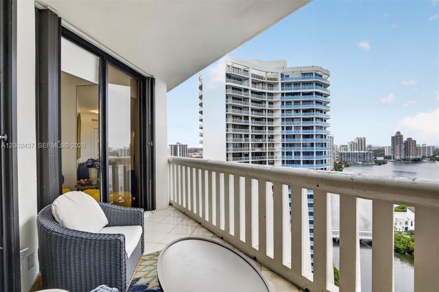 3000 Island Blvd 2404, Aventura, FL 33160