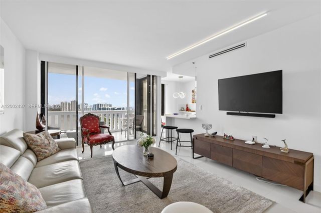 3000 Island Blvd 2404, Aventura, FL 33160