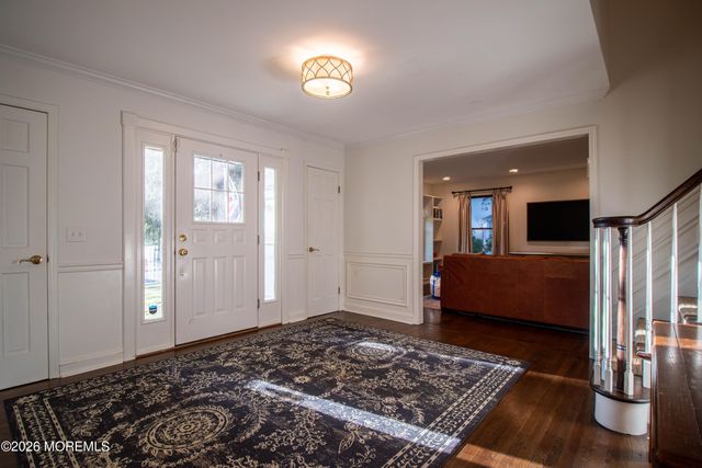 7 Mcelroy Drive, Lincroft, NJ 07738