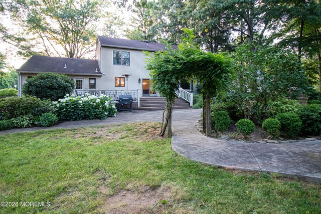 7 Mcelroy Drive, Lincroft, NJ 07738