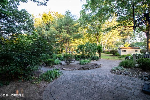 7 Mcelroy Drive, Lincroft, NJ 07738