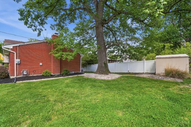 1838 Kingsway Court, Cincinnati, OH 45230