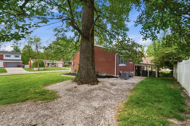 1838 Kingsway Court, Cincinnati, OH 45230