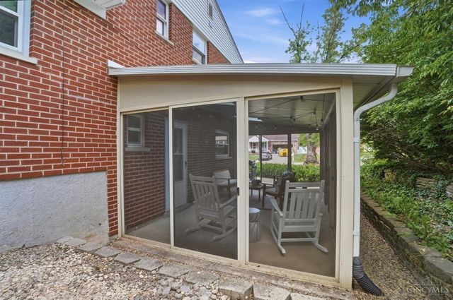 1838 Kingsway Court, Cincinnati, OH 45230