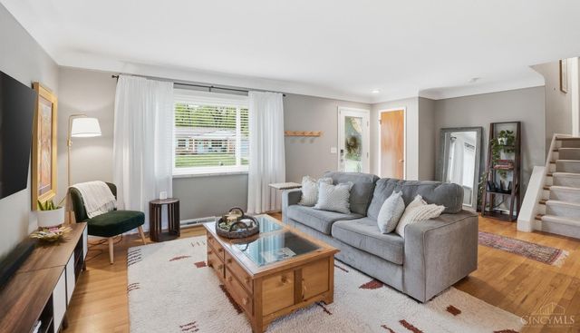 1838 Kingsway Court, Cincinnati, OH 45230