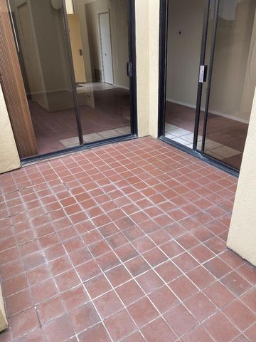 1051 Padre Drive 7, Salinas, CA 93901