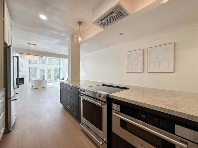 9533 Bayou Brook Street, Houston, TX 77063