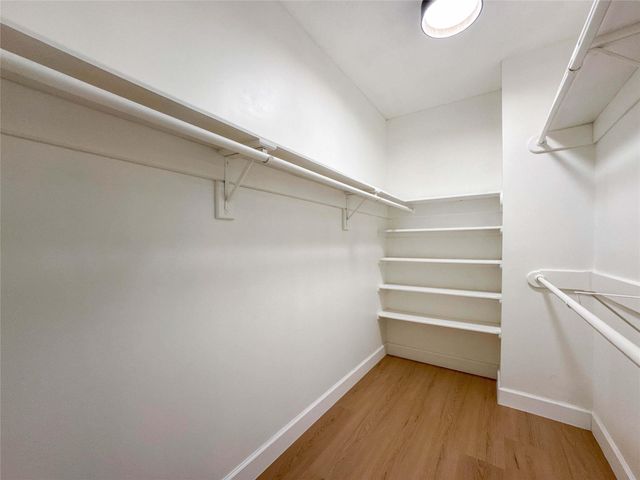 9533 Bayou Brook Street, Houston, TX 77063