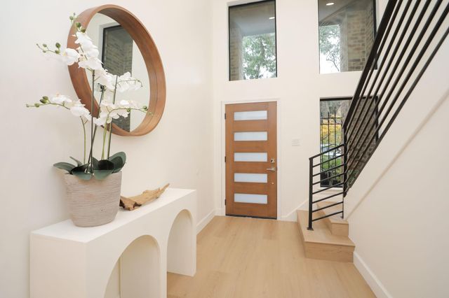 9533 Bayou Brook Street, Houston, TX 77063