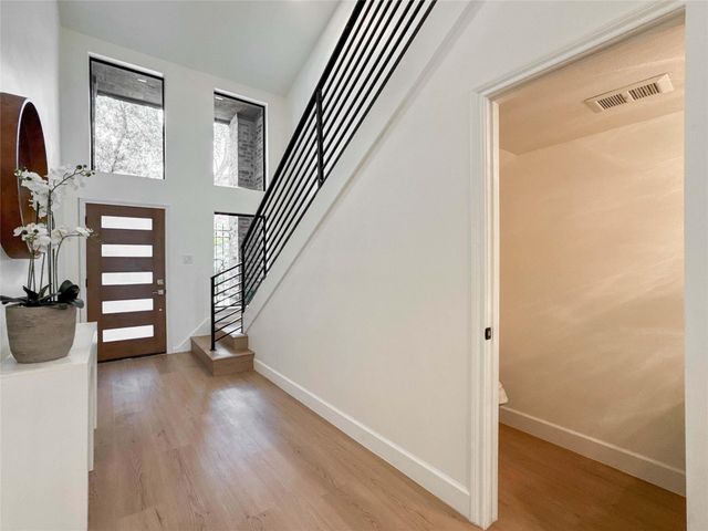 9533 Bayou Brook Street, Houston, TX 77063