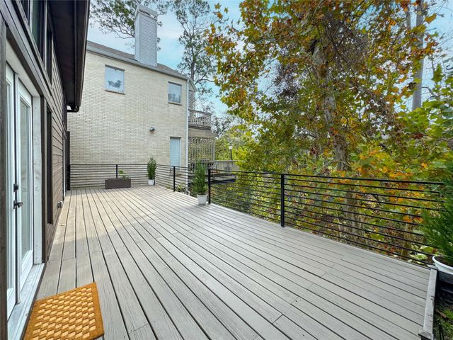 9533 Bayou Brook Street, Houston, TX 77063