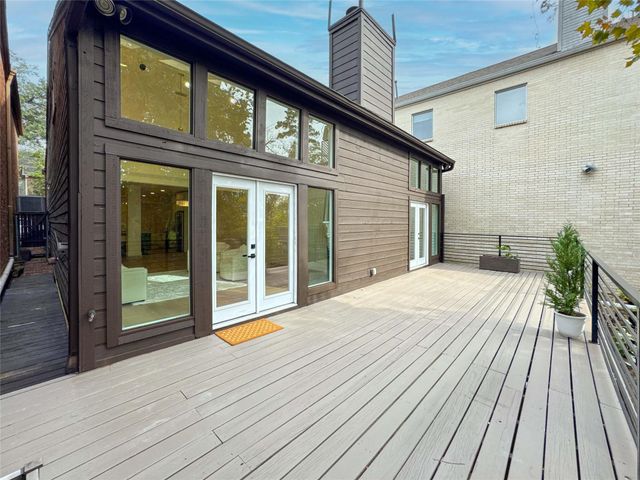 9533 Bayou Brook Street, Houston, TX 77063