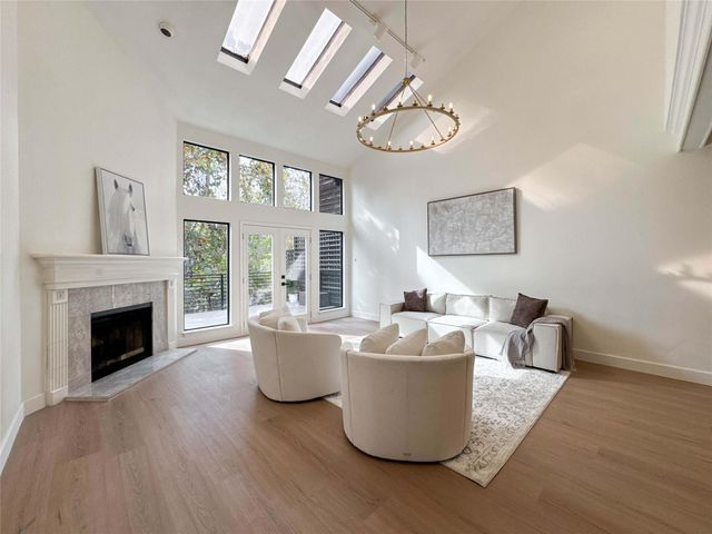 9533 Bayou Brook Street, Houston, TX 77063