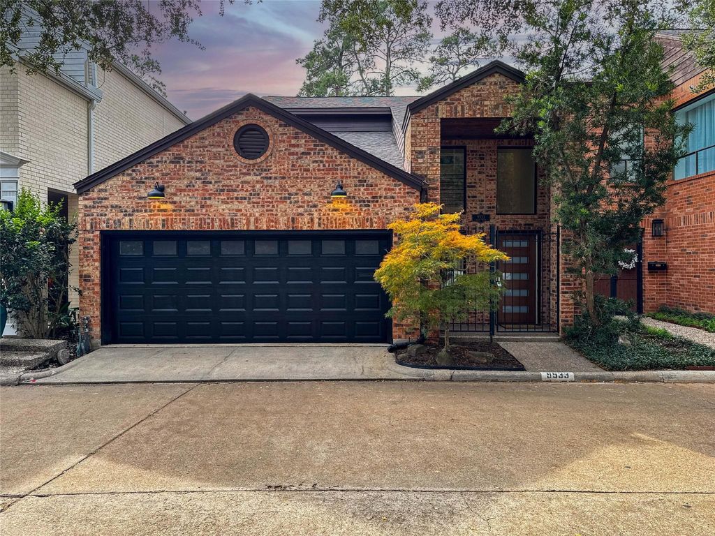 9533 Bayou Brook Street, Houston, TX 77063