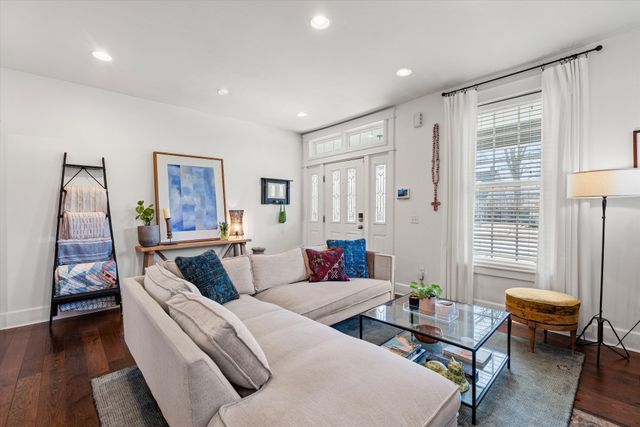 943 W Eastland Ave, Nashville, TN 37206