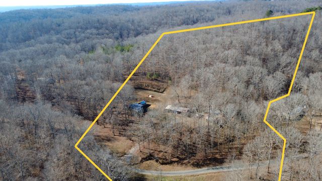 314 Burns Hollow Rd, Waynesboro, TN 38485