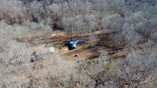 314 Burns Hollow Rd, Waynesboro, TN 38485
