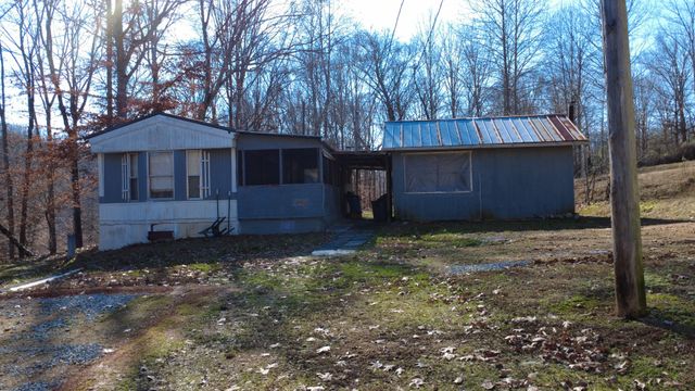 314 Burns Hollow Rd, Waynesboro, TN 38485