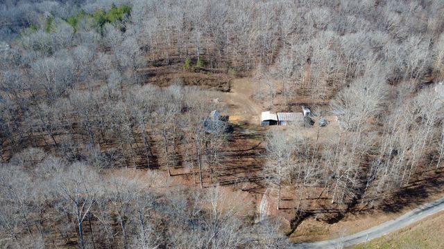 314 Burns Hollow Rd, Waynesboro, TN 38485