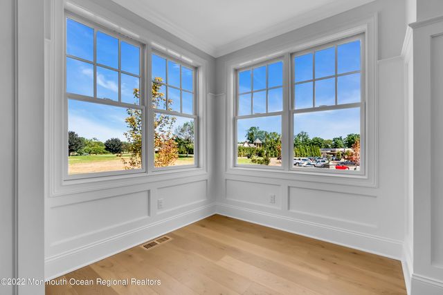158 Eagle Way, Eatontown, NJ 07724