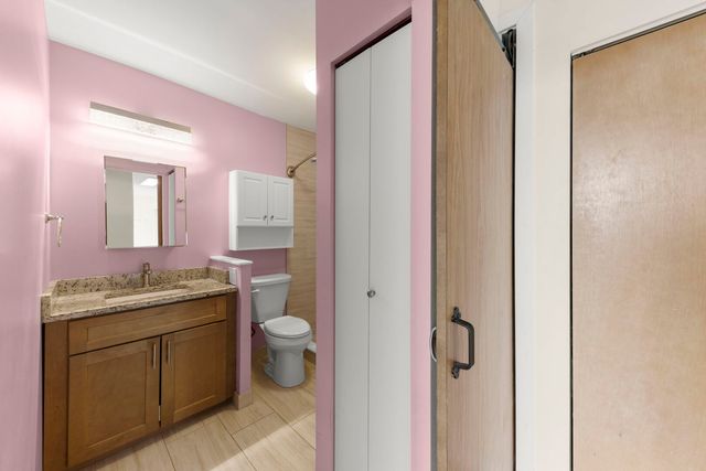 33 N Main Street 4J, Lombard, IL 60148