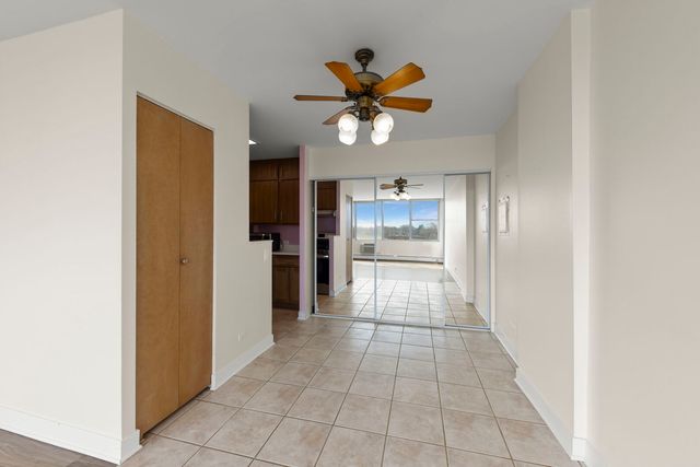 33 N Main Street 4J, Lombard, IL 60148