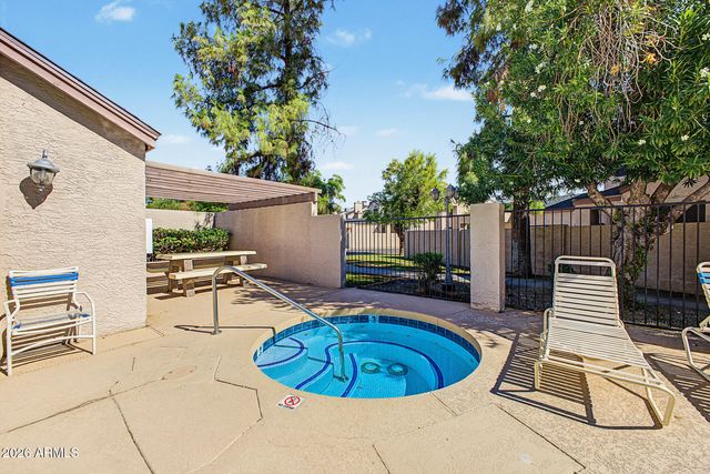 16644 N 33RD Street 103, Phoenix, AZ 85032