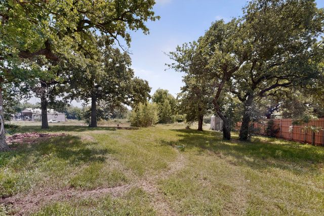 1880 Houston Road, Burleson, TX 76028
