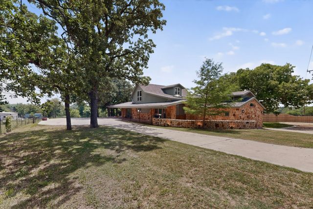 1880 Houston Road, Burleson, TX 76028