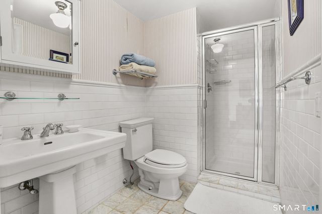 258 Dans Highway, New Canaan, CT 06840