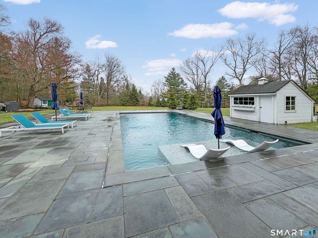 258 Dans Highway, New Canaan, CT 06840