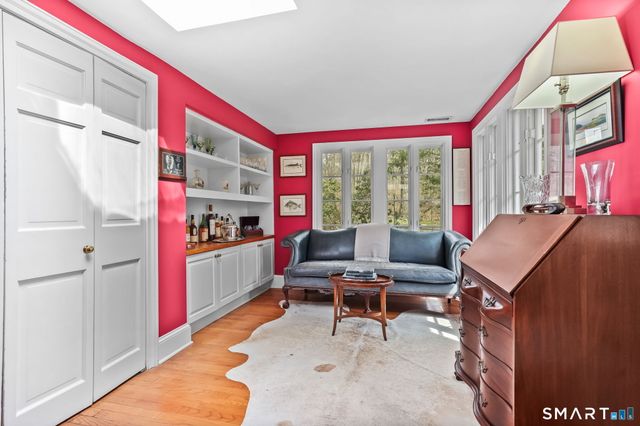 258 Dans Highway, New Canaan, CT 06840