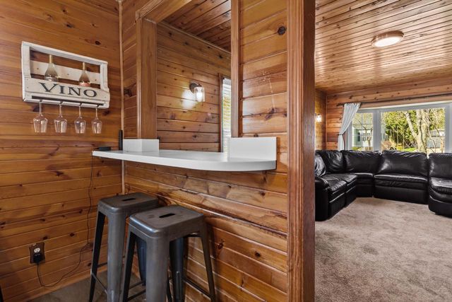 927 Clover STREET, Lake Geneva, WI 53147