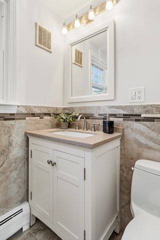 29 Susan Dr, Saugus, MA 01906