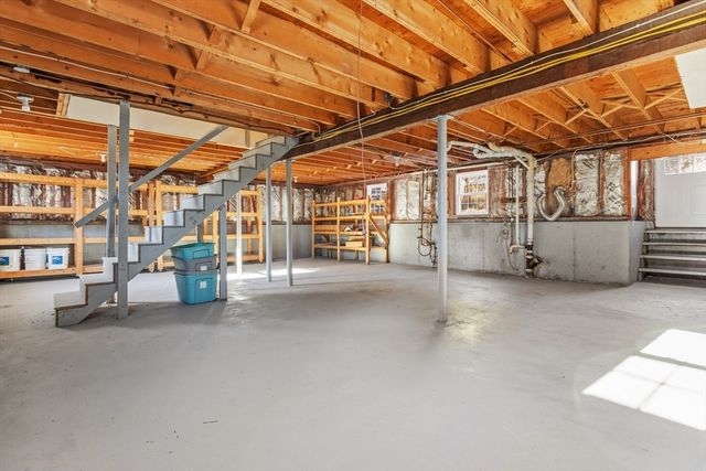 29 Susan Dr, Saugus, MA 01906