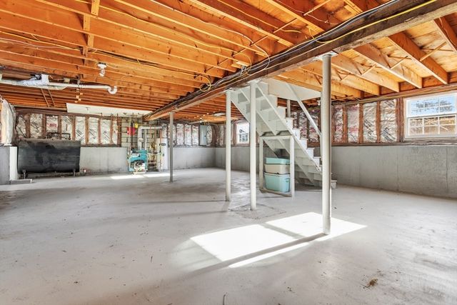 29 Susan Dr, Saugus, MA 01906