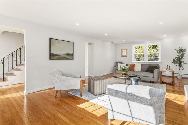 29 Susan Dr, Saugus, MA 01906