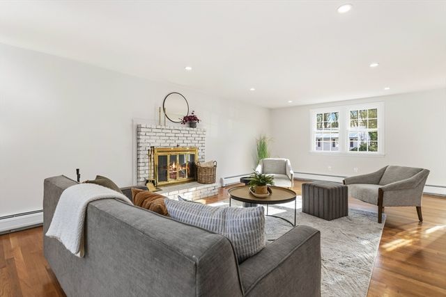 29 Susan Dr, Saugus, MA 01906