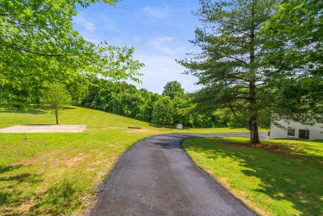 410 Bellamy Ln, Clarksville, TN 37043