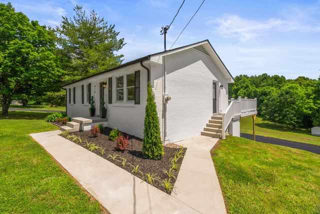 410 Bellamy Ln, Clarksville, TN 37043