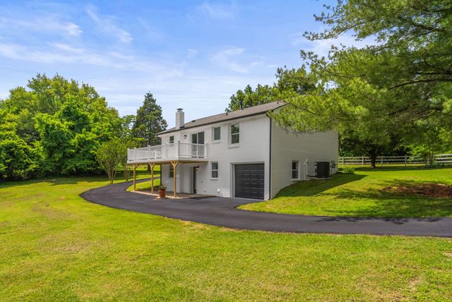 410 Bellamy Ln, Clarksville, TN 37043