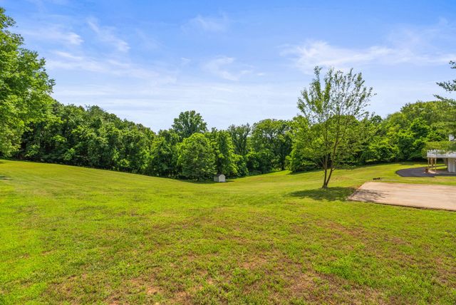 410 Bellamy Ln, Clarksville, TN 37043
