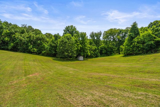410 Bellamy Ln, Clarksville, TN 37043