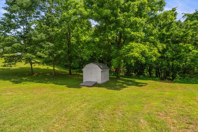 410 Bellamy Ln, Clarksville, TN 37043