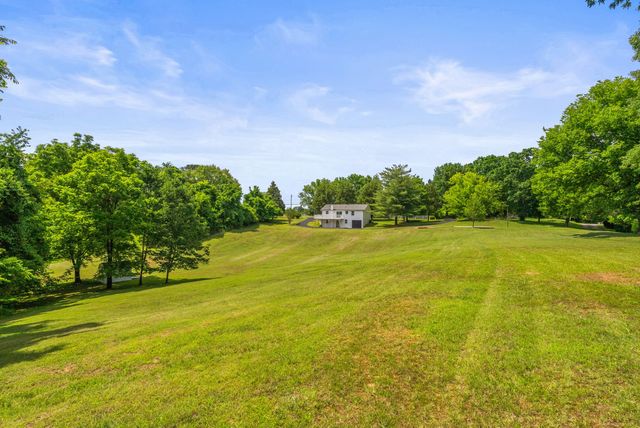410 Bellamy Ln, Clarksville, TN 37043