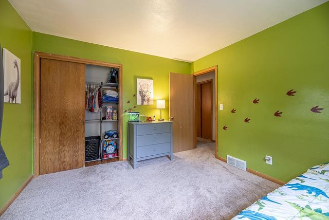 2610 E Hill Road, Beloit, WI 53511